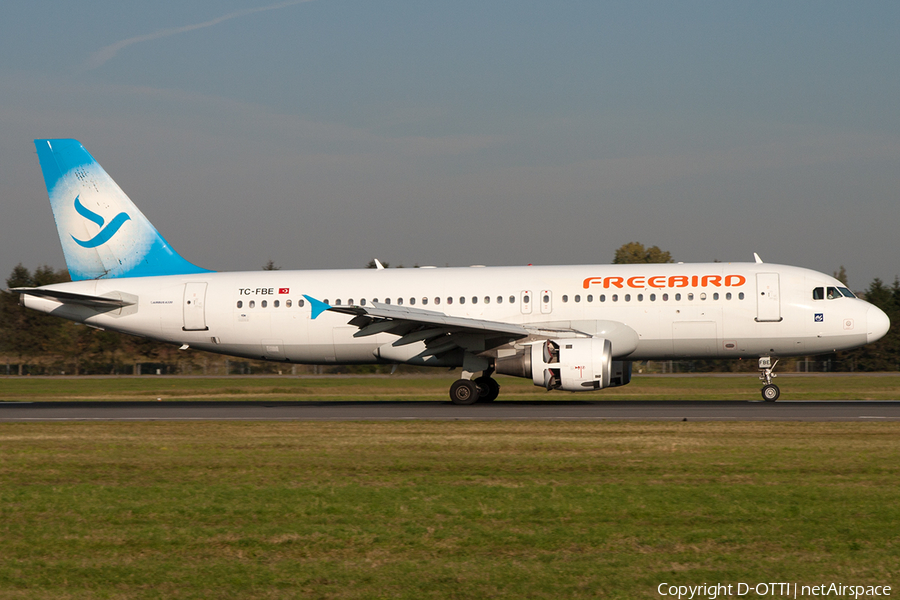 Freebird Airlines Airbus A320-212 (TC-FBE) | Photo 213099