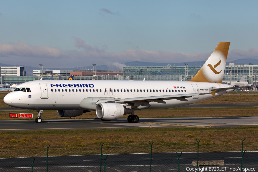 Freebird Airlines Airbus A320-214 (TC-FBH) | Photo 34329