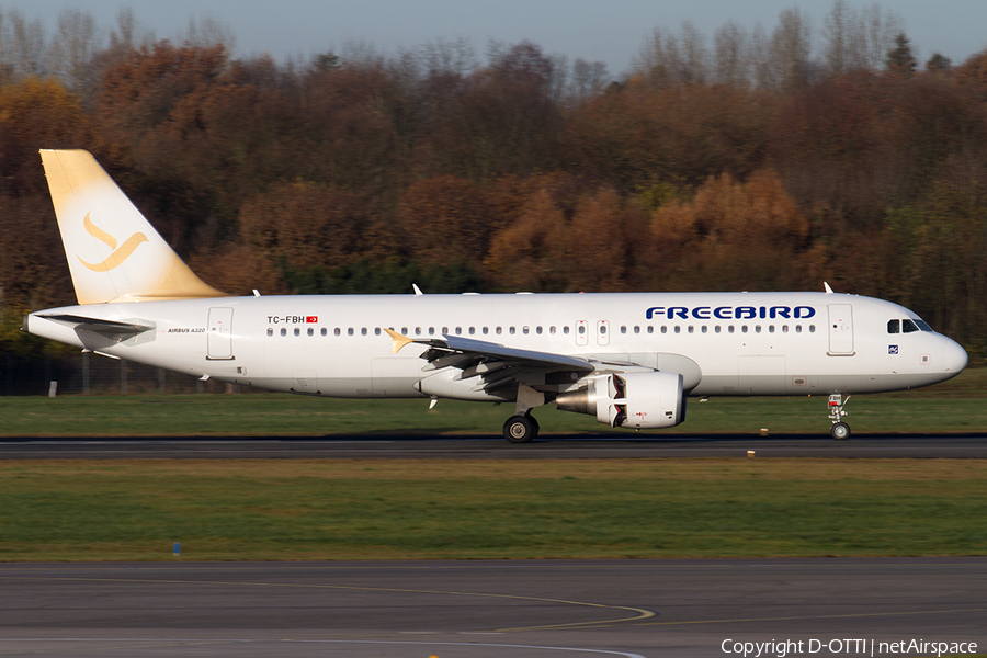 Freebird Airlines Airbus A320-214 (TC-FBH) | Photo 144052