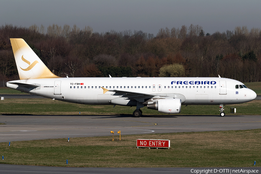 Freebird Airlines Airbus A320-214 (TC-FBH) | Photo 152433