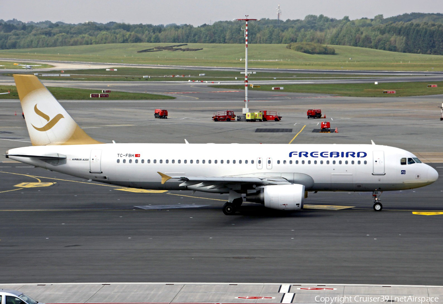 Freebird Airlines Airbus A320-214 (TC-FBH) | Photo 300767