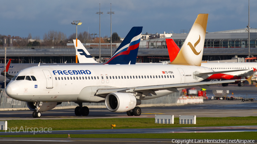 Freebird Airlines Airbus A320-214 (TC-FBH) | Photo 360828