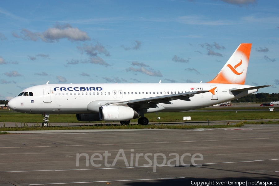 Freebird Airlines Airbus A320-232 (TC-FBJ) | Photo 31888