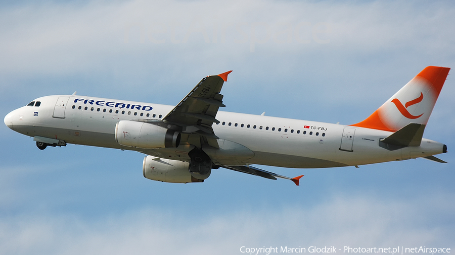 Freebird Airlines Airbus A320-232 (TC-FBJ) | Photo 378446