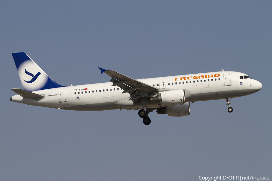 Freebird Airlines Airbus A320-214 (TC-FBO) | Photo 392115