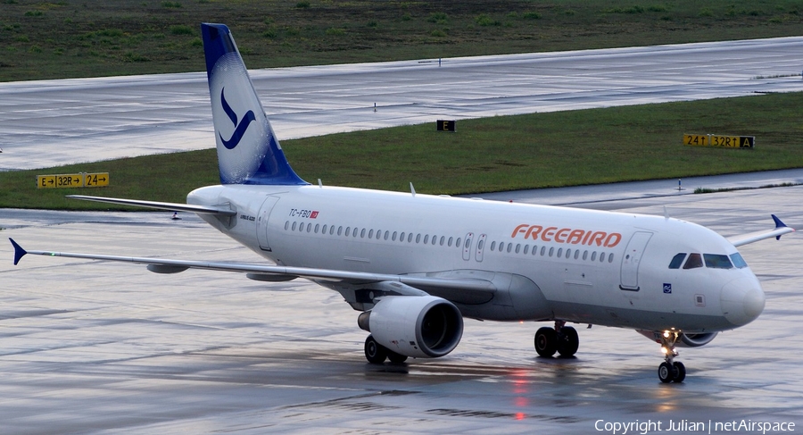 Freebird Airlines Airbus A320-214 (TC-FBO) | Photo 448125