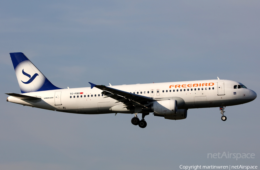 Freebird Airlines Airbus A320-214 (TC-FBO) | Photo 224610