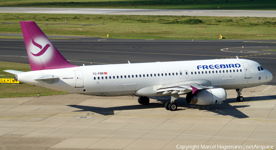 Freebird Airlines Airbus A320-232 (TC-FBR) | Photo 117724