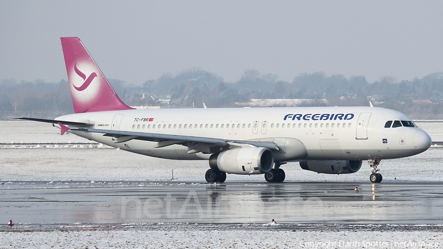 Freebird Airlines Airbus A320-232 (TC-FBR) | Photo 208237