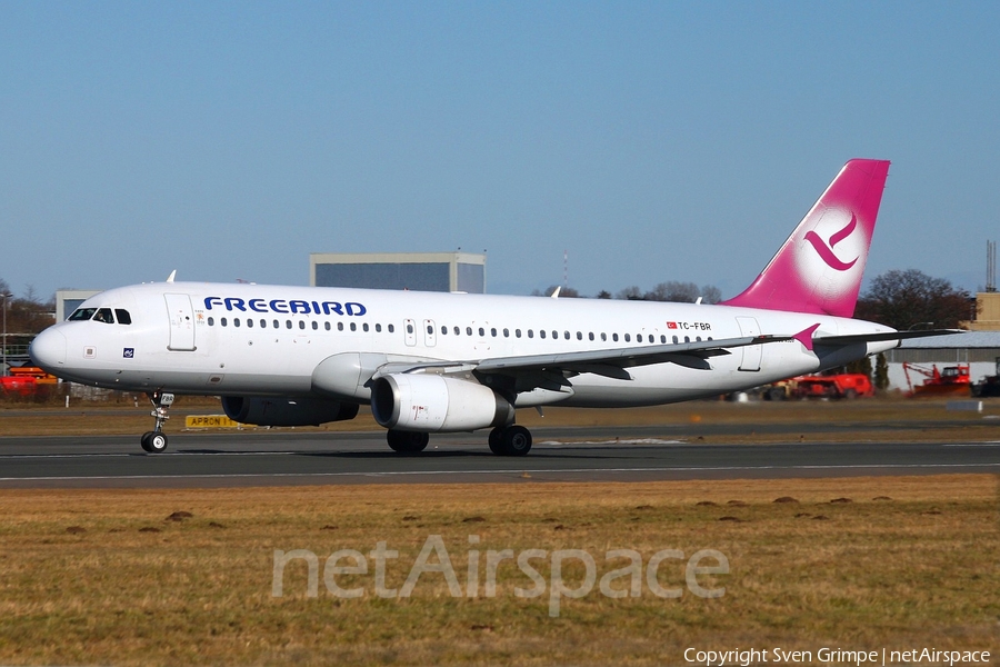 Freebird Airlines Airbus A320-232 (TC-FBR) | Photo 23322
