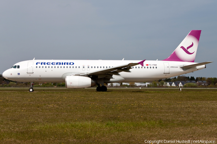 Freebird Airlines Airbus A320-232 (TC-FBR) | Photo 479454