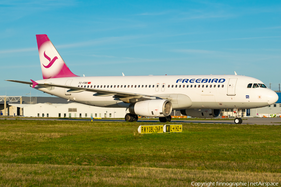 Freebird Airlines Airbus A320-232 (TC-FBR) | Photo 531594