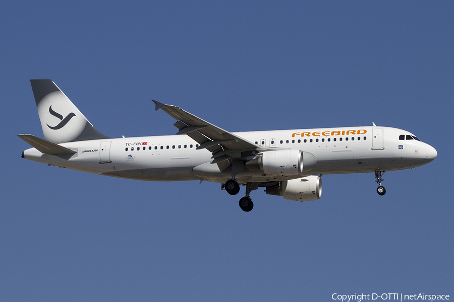 Freebird Airlines Airbus A320-214 (TC-FBV) | Photo 391602