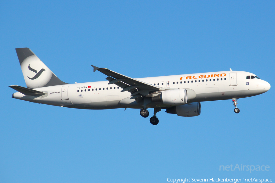 Freebird Airlines Airbus A320-214 (TC-FBV) | Photo 203454