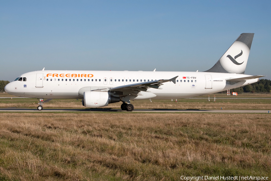 Freebird Airlines Airbus A320-214 (TC-FBV) | Photo 529670