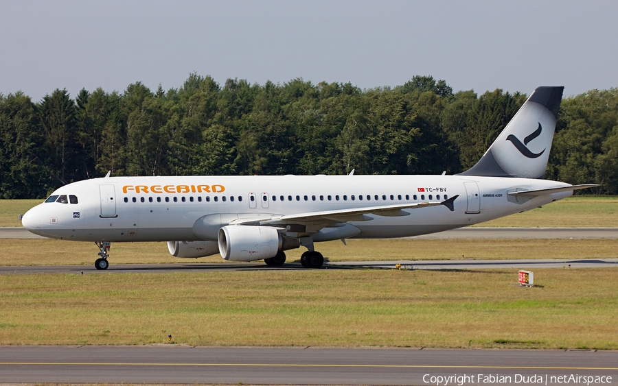 Freebird Airlines Airbus A320-214 (TC-FBV) | Photo 270137