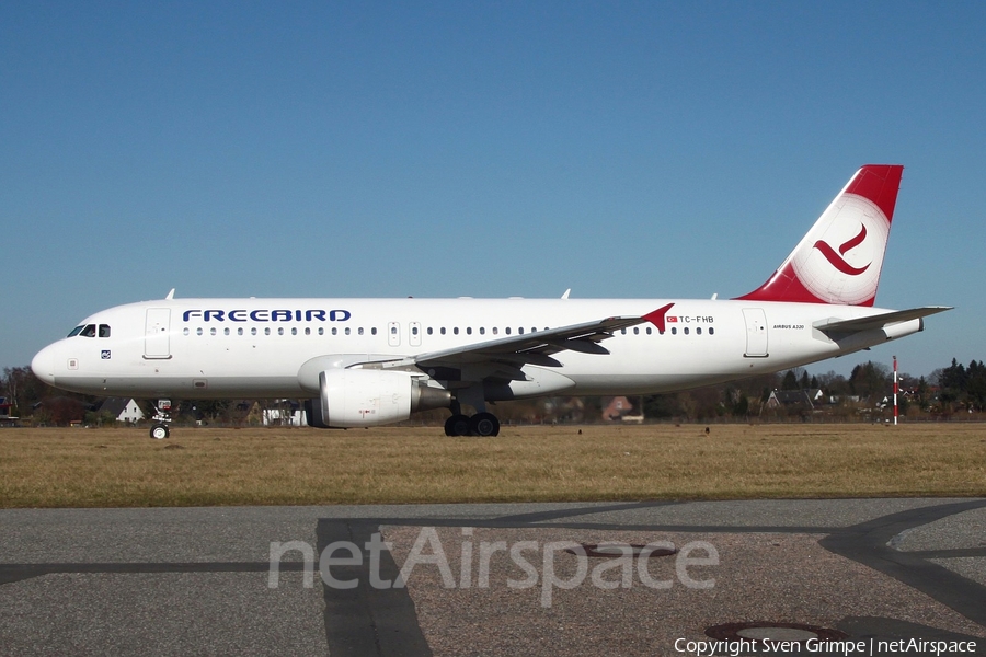 Freebird Airlines Airbus A320-214 (TC-FHB) | Photo 237599