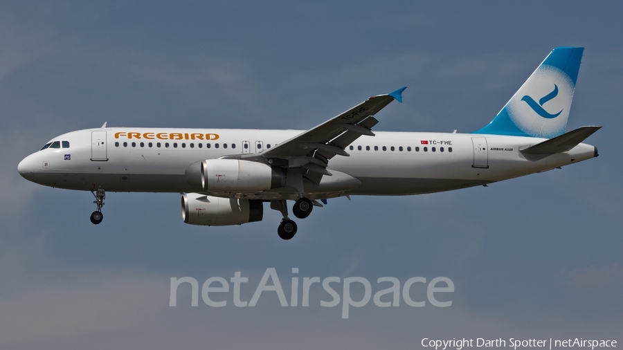 Freebird Airlines Airbus A320-232 (TC-FHE) | Photo 230042