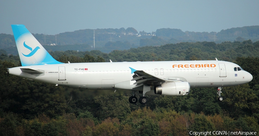 Freebird Airlines Airbus A320-232 (TC-FHG) | Photo 592167