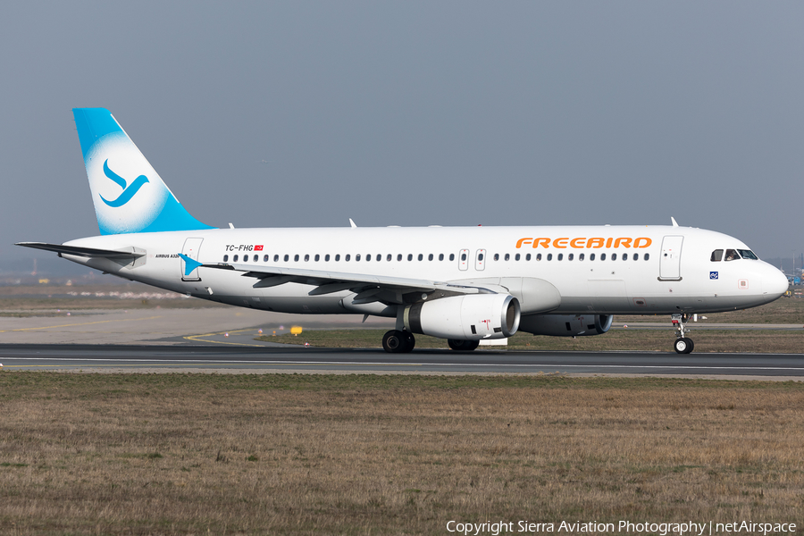 Freebird Airlines Airbus A320-232 (TC-FHG) | Photo 330568