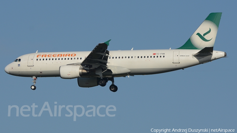 Freebird Airlines Airbus A320-214 (TC-FHK) | Photo 665295