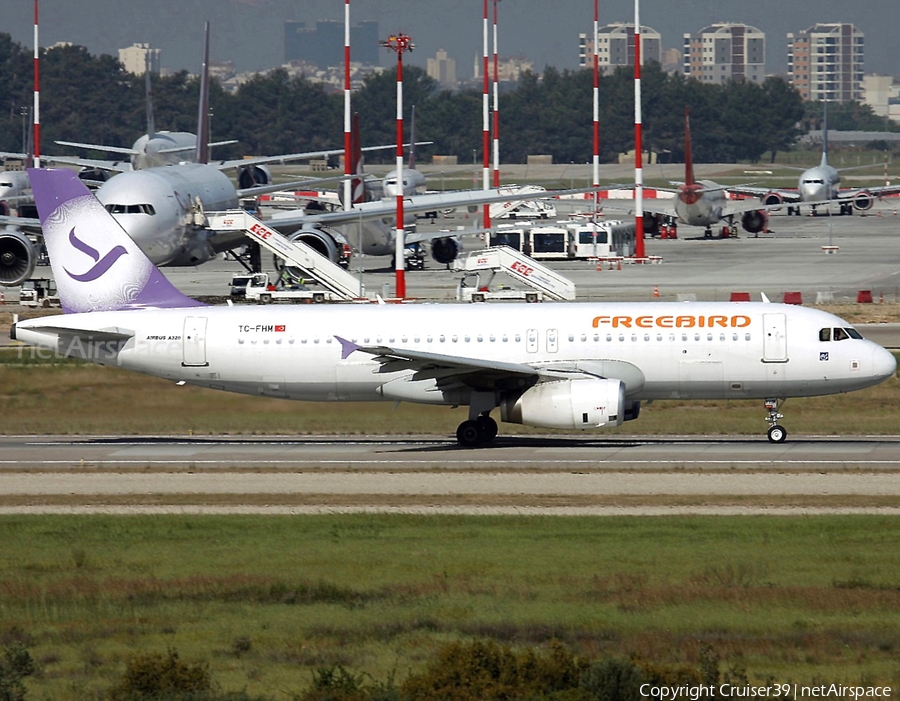 Freebird Airlines Airbus A320-232 (TC-FHM) | Photo 646364