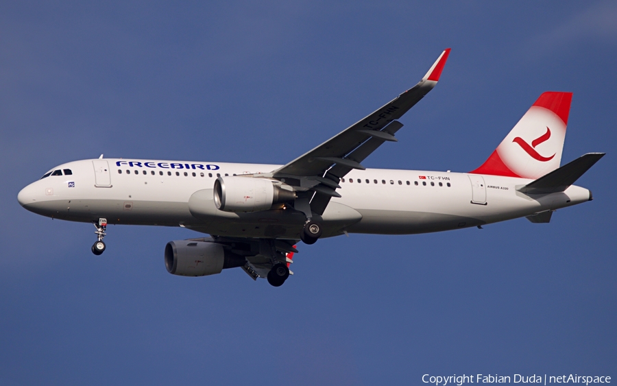 Freebird Airlines Airbus A320-214 (TC-FHN) | Photo 353120