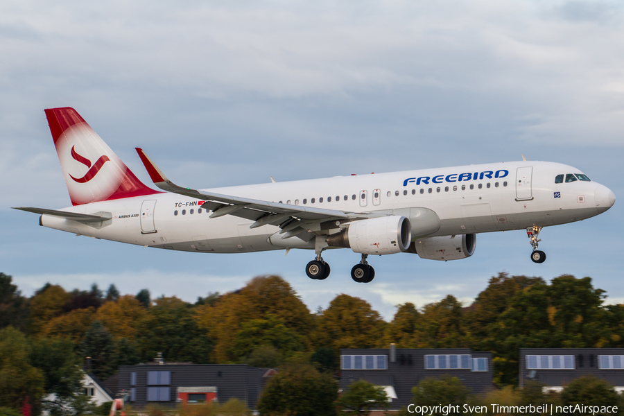 Freebird Airlines Airbus A320-214 (TC-FHN) | Photo 407208