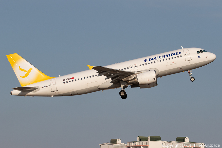 Freebird Airlines Airbus A320-214 (TC-FHP) | Photo 593274