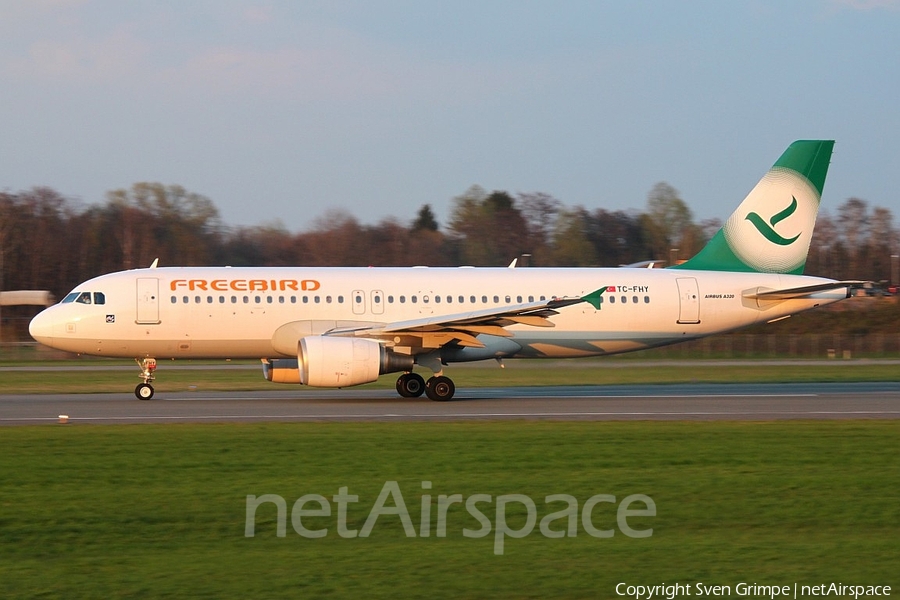 Freebird Airlines Airbus A320-214 (TC-FHY) | Photo 106310