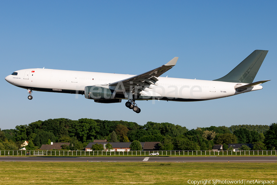 ULS Airlines Cargo Airbus A330-343(P2F) (TC-GOL) | Photo 680158