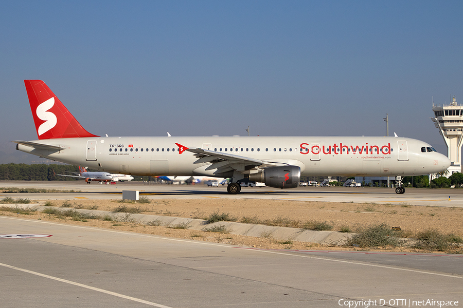 Southwind Airlines Airbus A321-211 (TC-GRC) | Photo 590753