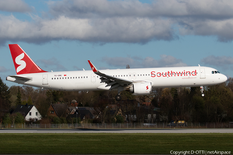 Southwind Airlines Airbus A321-253NX (TC-GRE) | Photo 561137