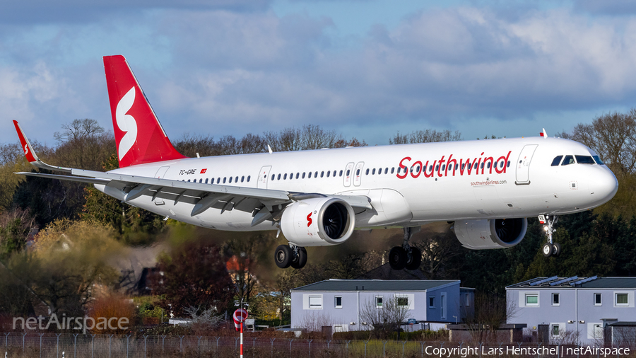 Southwind Airlines Airbus A321-253NX (TC-GRE) | Photo 561166