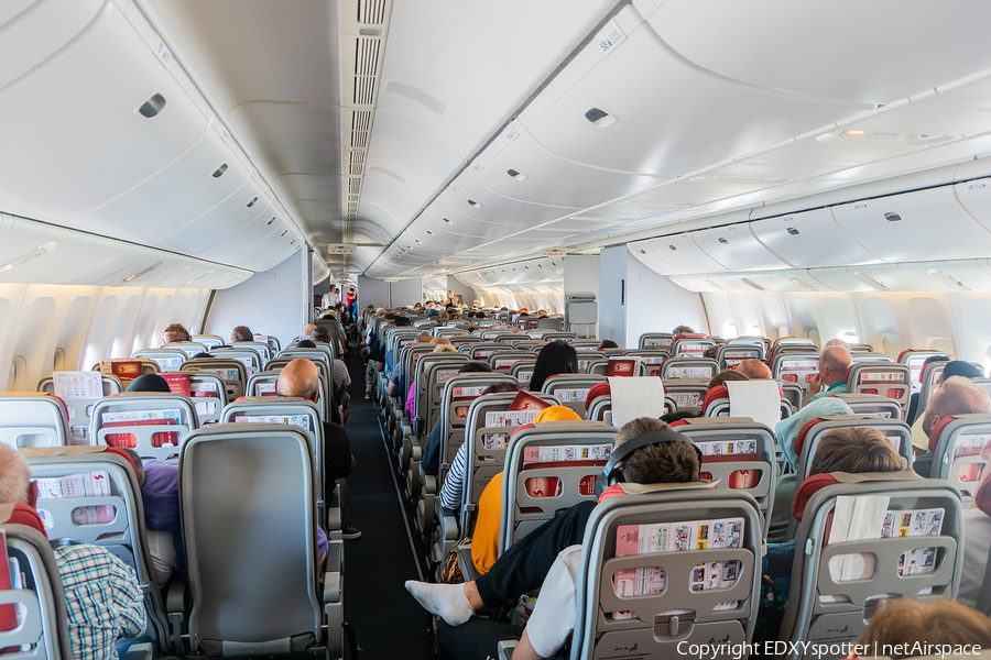 Southwind Airlines Boeing 777-312 (TC-GRY) | Photo 589006