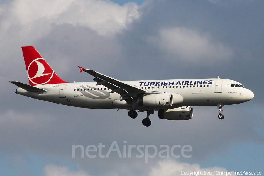 Turkish Airlines Airbus A320-232 (TC-JAI) | Photo 53733