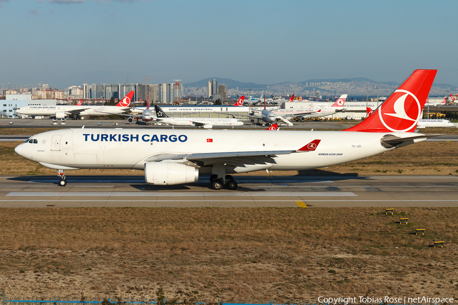 Turkish Cargo Airbus A330-243F (TC-JCI) | Photo 308045