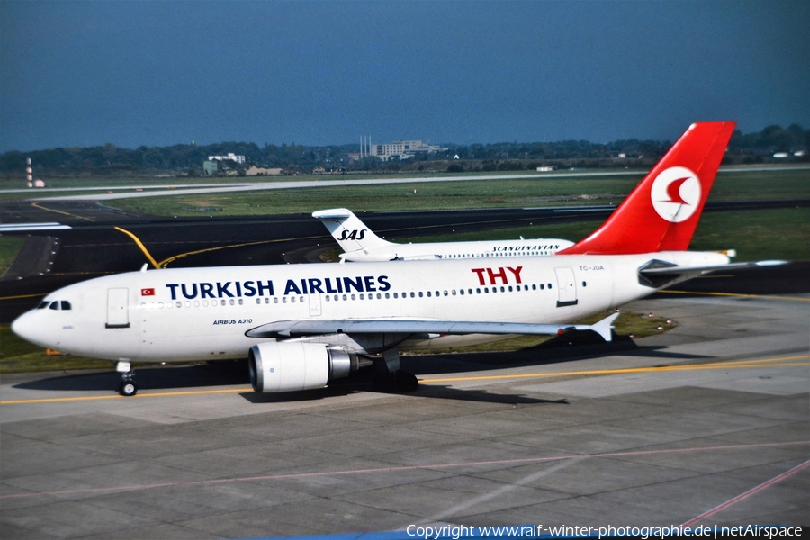 Turkish Airlines Airbus A310-304 (TC-JDA) | Photo 482822