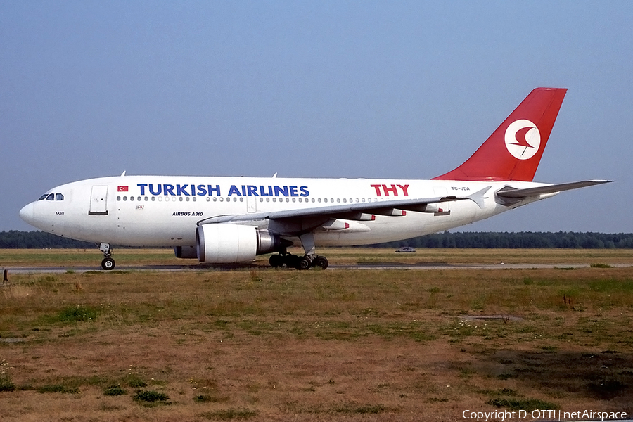 Turkish Airlines Airbus A310-304 (TC-JDA) | Photo 144298