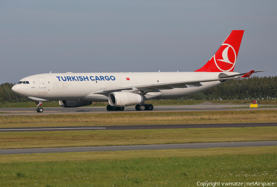 Turkish Cargo Airbus A330-243F (TC-JDO) | Photo 419152
