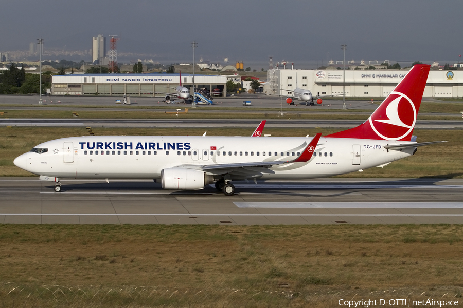 Turkish Airlines Boeing 737-8F2 (TC-JFD) | Photo 409619