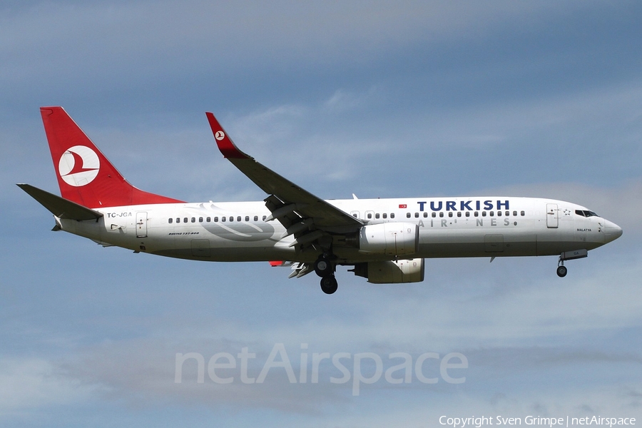 Turkish Airlines Boeing 737-8F2 (TC-JGA) | Photo 15728