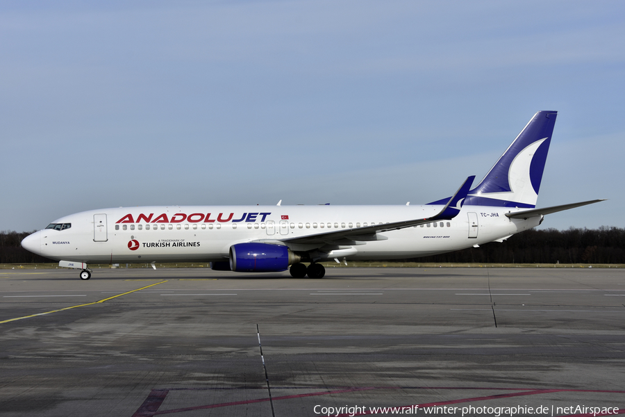 AnadoluJet Boeing 737-8F2 (TC-JHA) | Photo 556102