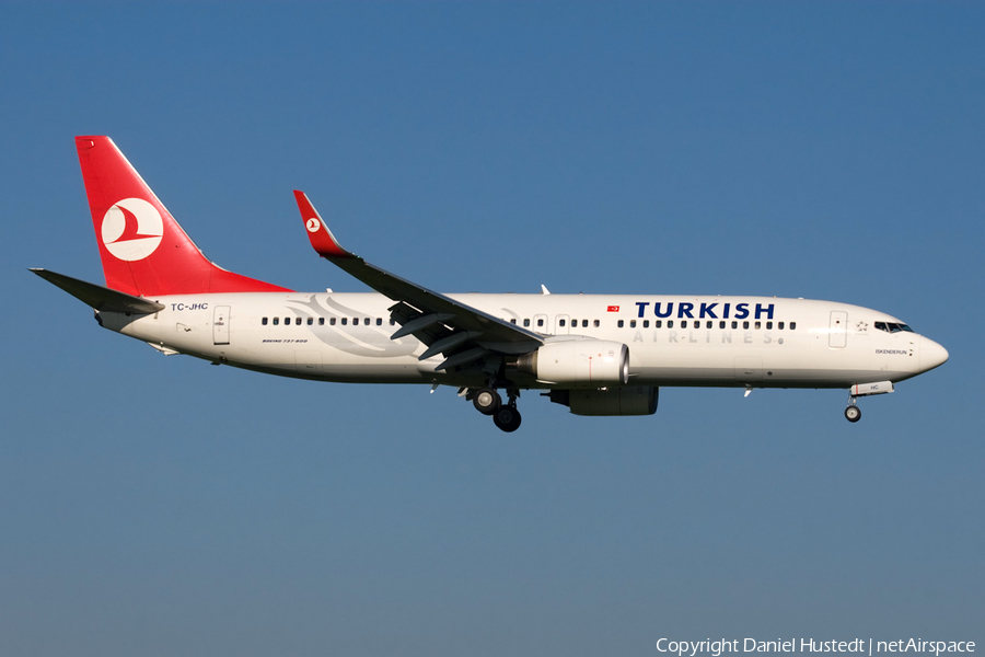 Turkish Airlines Boeing 737-8F2 (TC-JHC) | Photo 541730