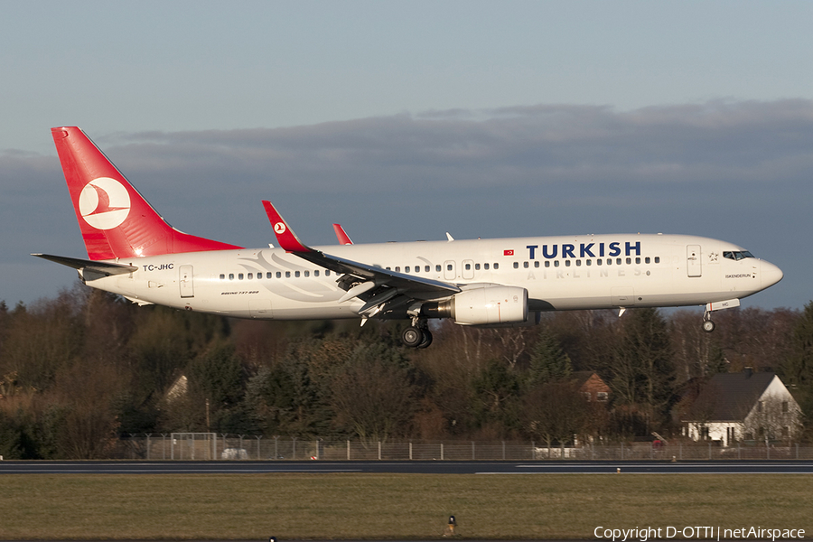 Turkish Airlines Boeing 737-8F2 (TC-JHC) | Photo 284775