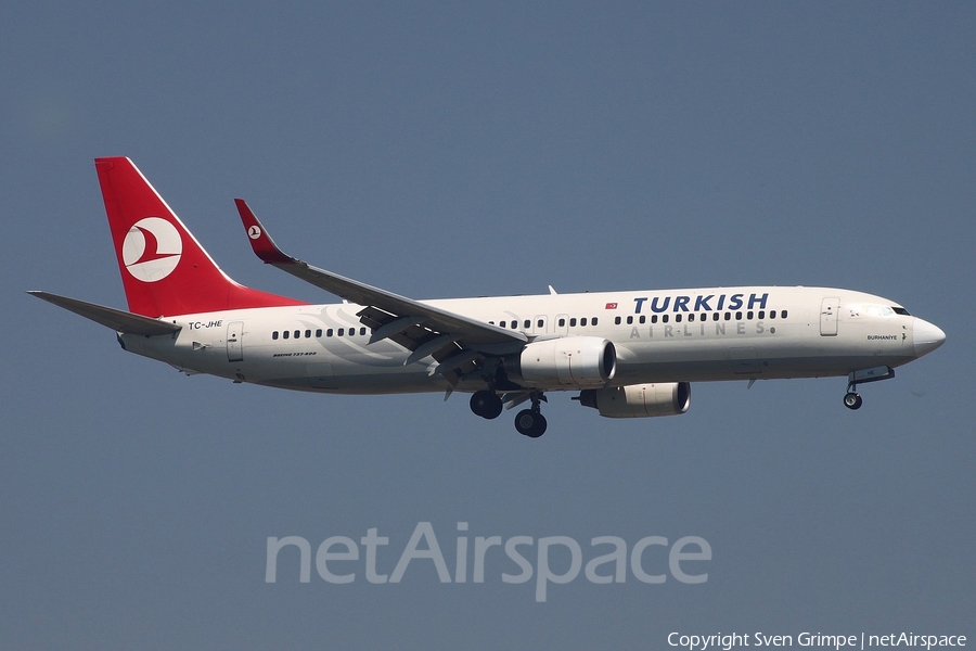 Turkish Airlines Boeing 737-8F2 (TC-JHE) | Photo 89745