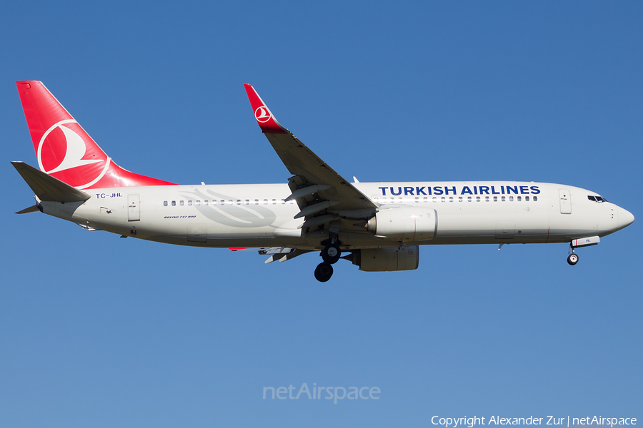 Turkish Airlines Boeing 737-8F2 (TC-JHL) | Photo 393105