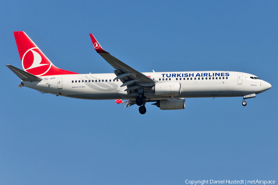 Turkish Airlines Boeing 737-8F2 (TC-JHY) | Photo 493079
