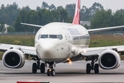 Turkish Airlines Boeing 737-8F2 (TC-JHZ) at  Porto, Portugal