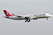 Turkish Airlines Airbus A340-313 (TC-JII) at  Sao Paulo - Guarulhos - Andre Franco Montoro (Cumbica), Brazil